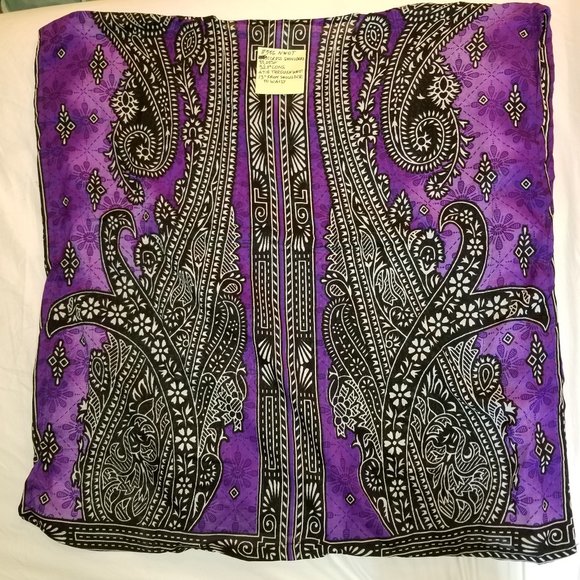 SYMMER Coverup NWOT Ornate Black White Purple Polyester Cover - Picture 3 of 10